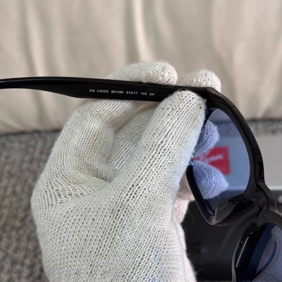 Ray-Ban RB4392D Square Sunglasses - Picture 2 of 6